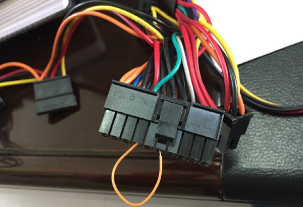 工控機電源.png 工控機電源.png