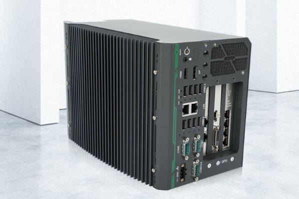東田車載嵌入式工控機.png